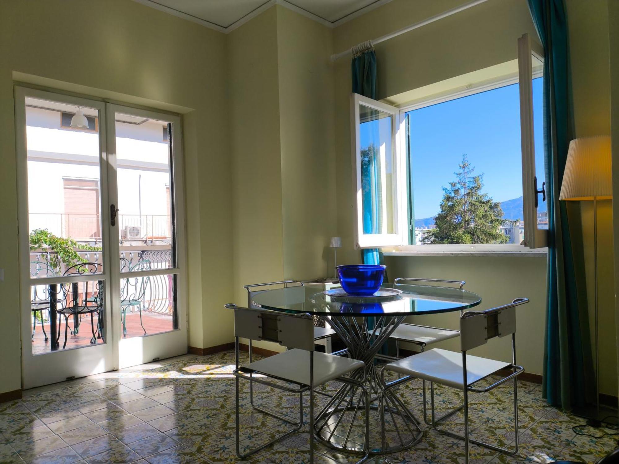 Casa Mar - Elegant Apartment With Pool And Panoramic Terrace In The Heart Of סורנטו מראה חיצוני תמונה